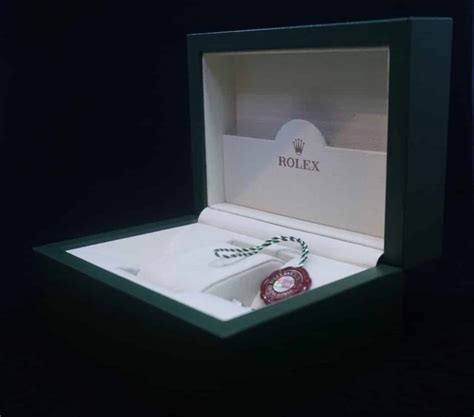 rolex schachtel zu|Die Box in grün: Rolex Boxen – kurze Historie & Merkmale.